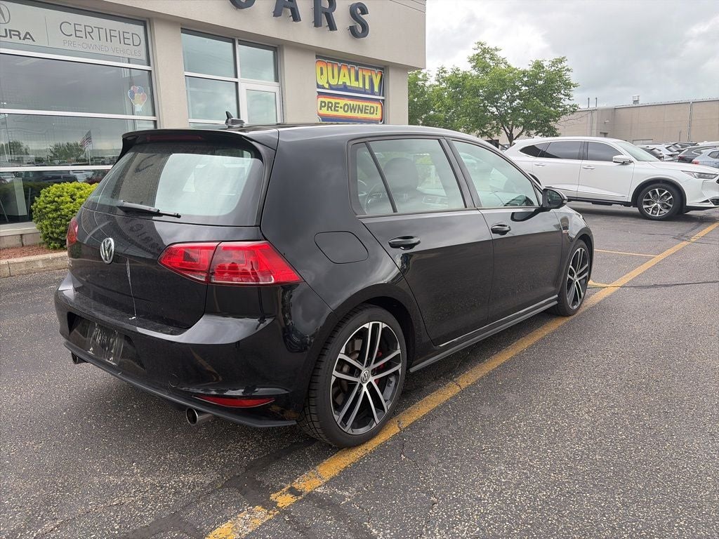 2017 Volkswagen Golf GTI Sport