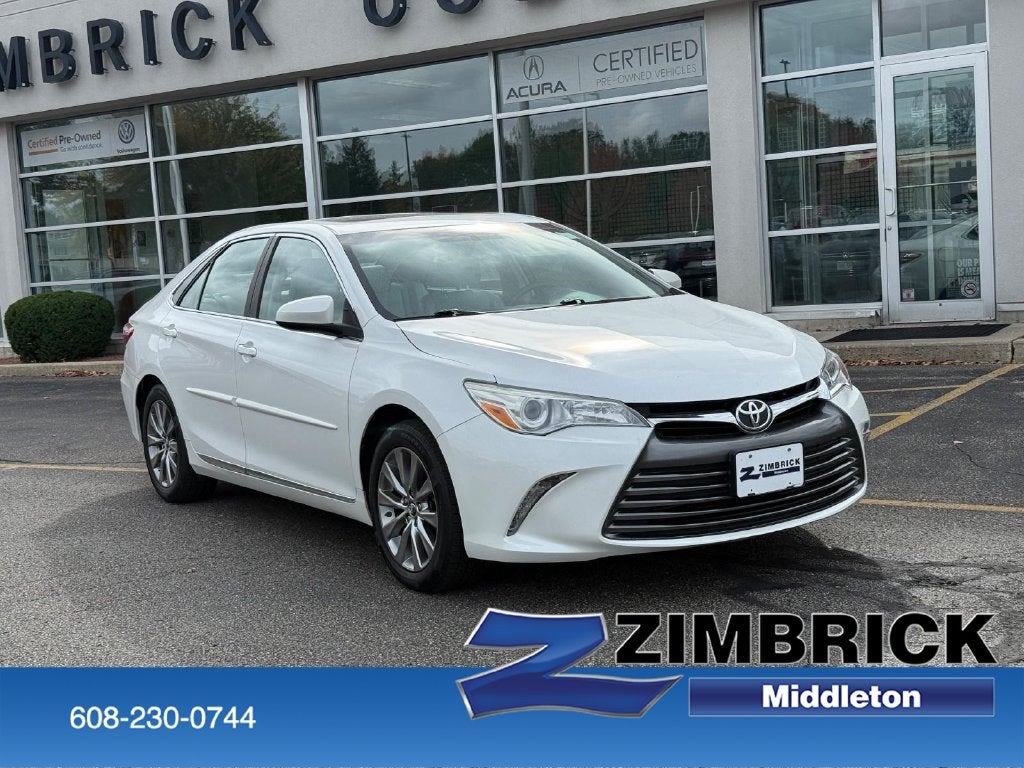 2016 Toyota Camry XLE
