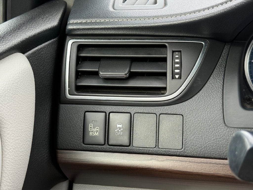 2016 Toyota Camry XLE