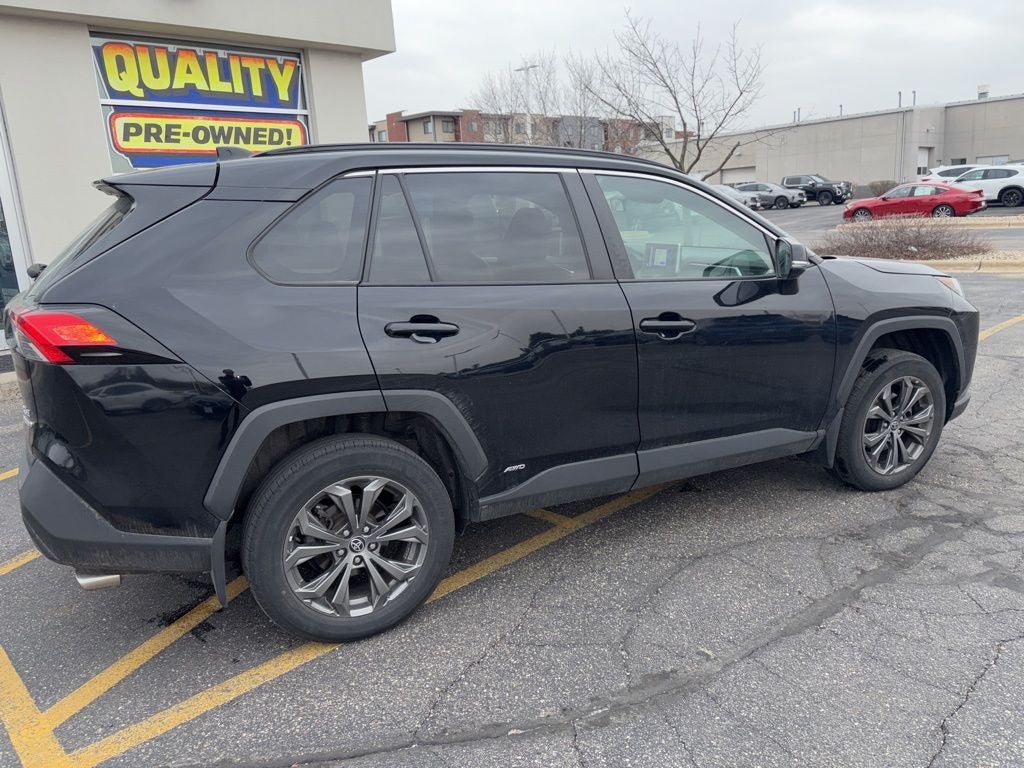 2023 Toyota RAV4 Hybrid XLE Premium