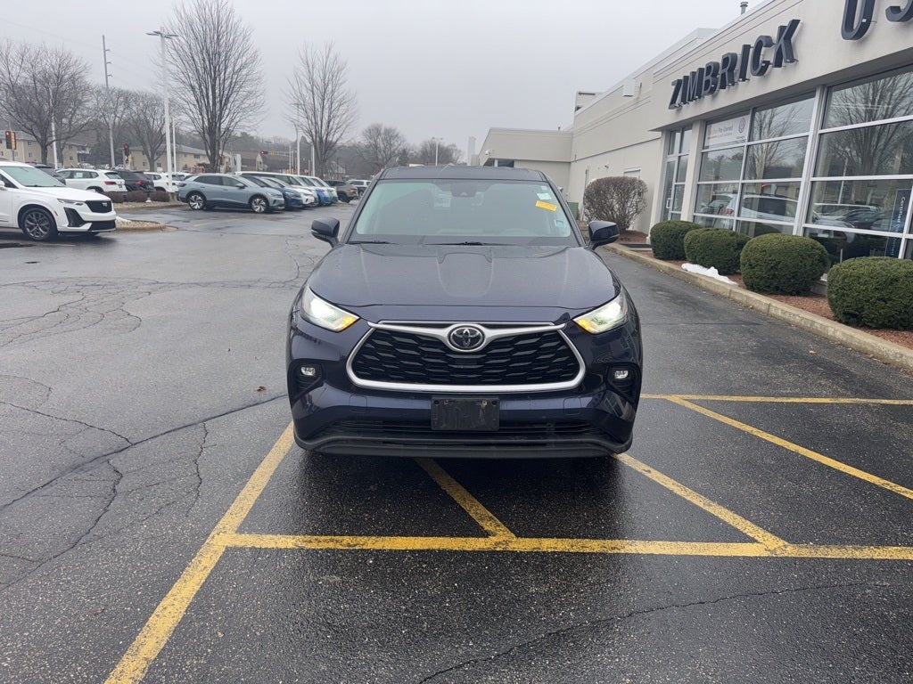 2021 Toyota Highlander LE