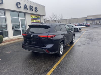 2021 Toyota Highlander LE