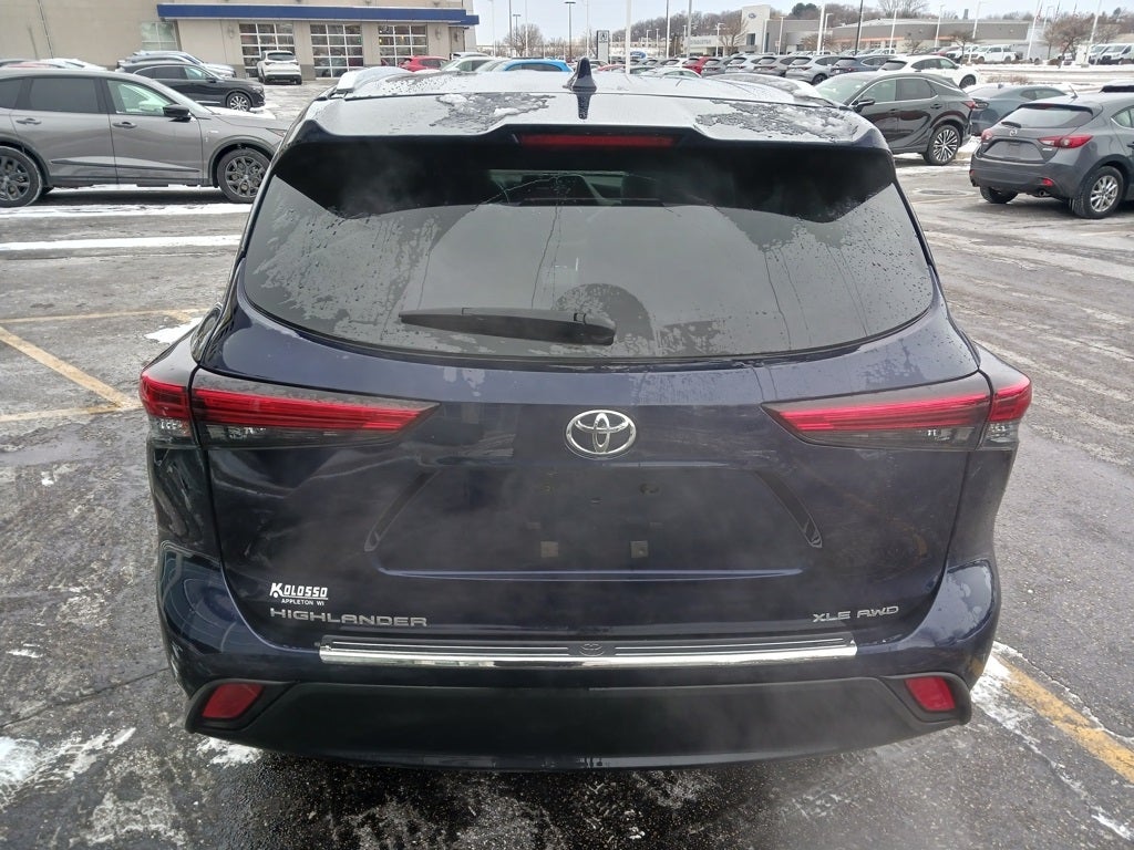 2022 Toyota Highlander XLE