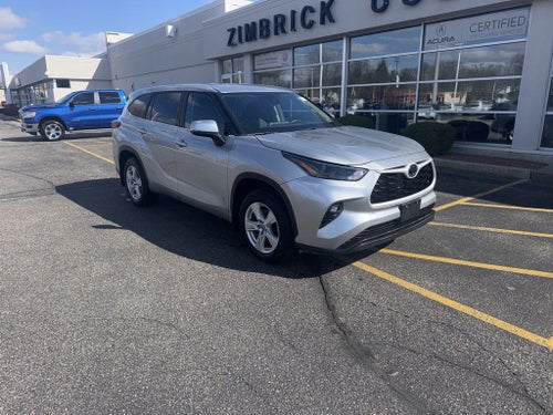 2023 Toyota Highlander LE