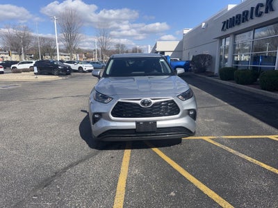 2023 Toyota Highlander LE