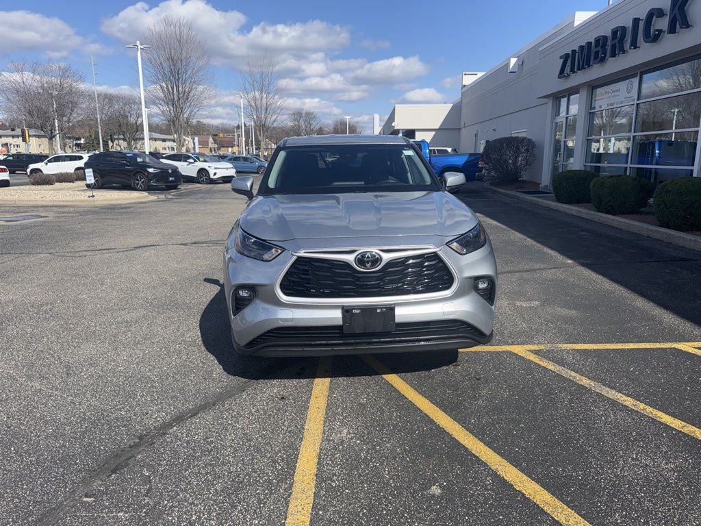 2023 Toyota Highlander LE