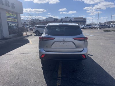 2023 Toyota Highlander LE