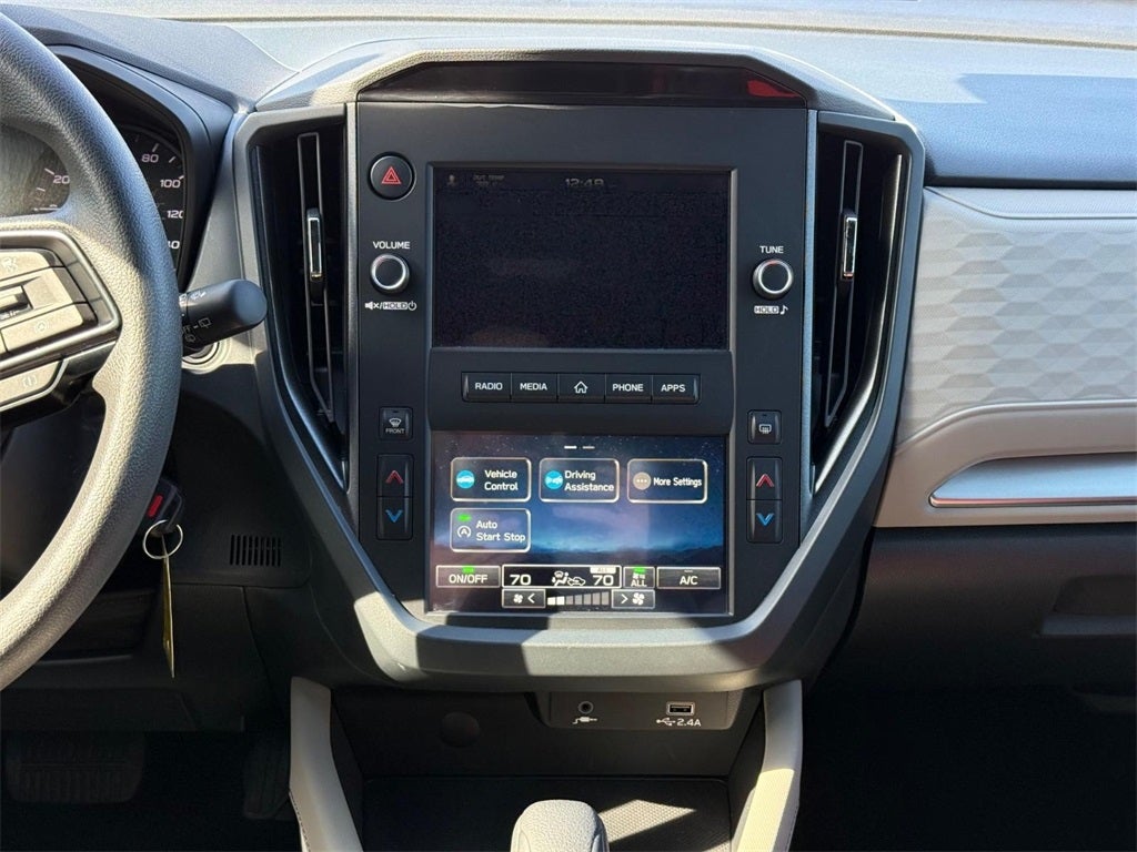 2025 Subaru Forester Base