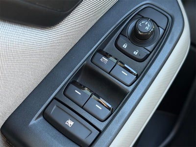 2025 Subaru Forester Base