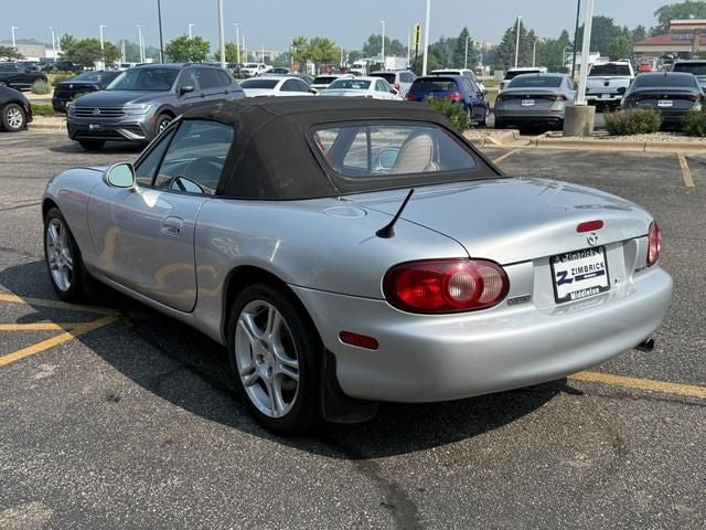 2004 Mazda Mazda Miata LS