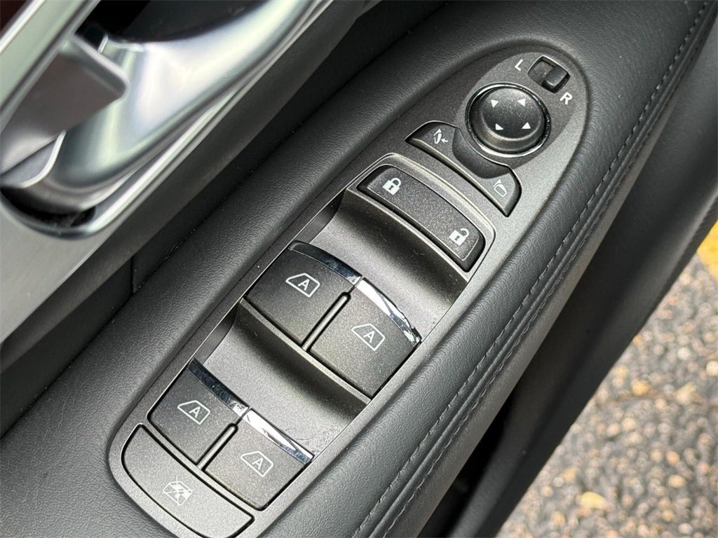 2015 INFINITI Q70 3.7X