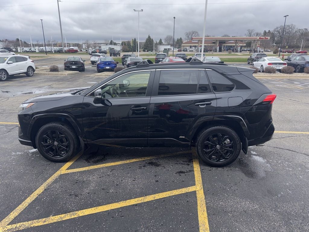 2023 Toyota RAV4 Hybrid SE