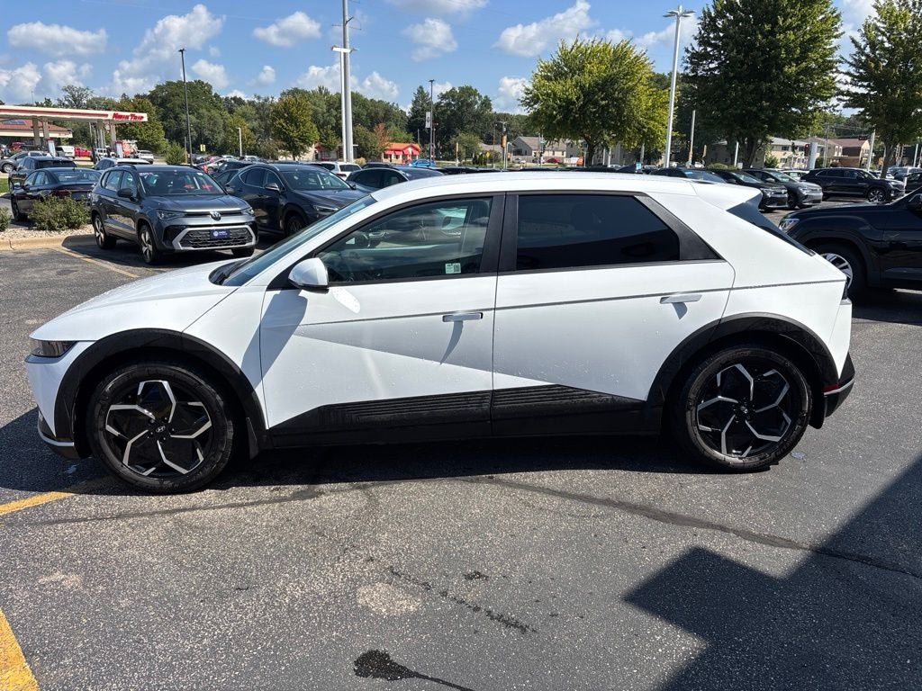 2024 Hyundai IONIQ 5 SE