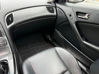 2011 Hyundai Genesis Coupe 3.8 Track
