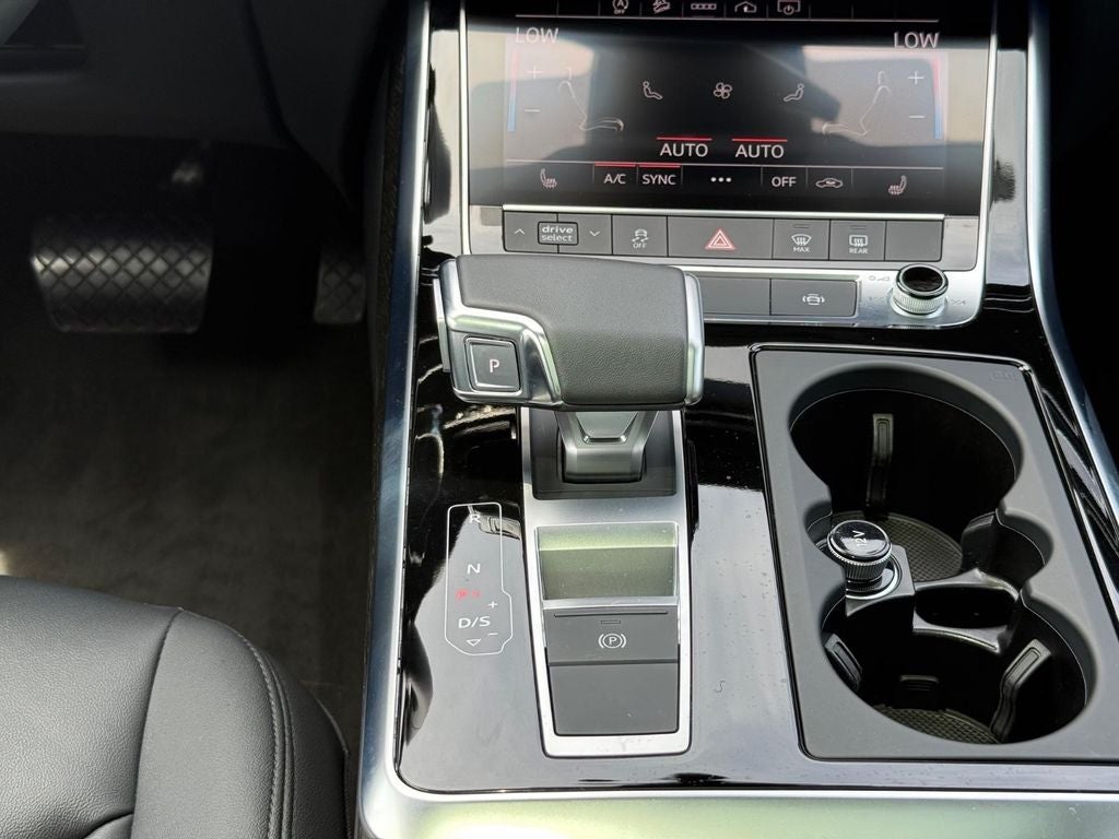 2023 Audi Q7 45 Premium quattro