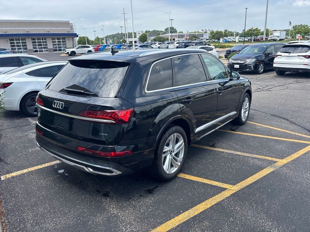 2023 Audi Q7 45 Premium quattro