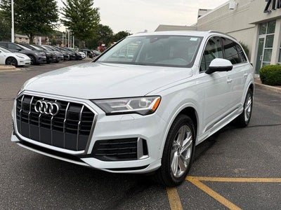 2023 Audi Q7 45 Premium quattro