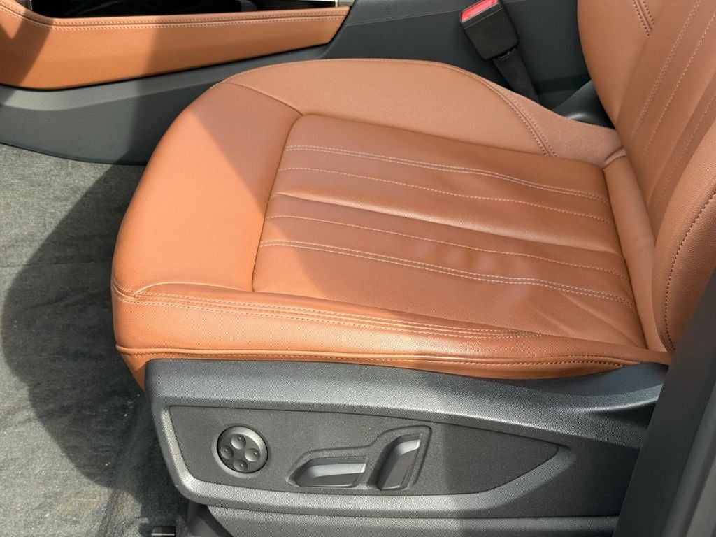 2023 Audi Q5 45 S line Premium Plus quattro