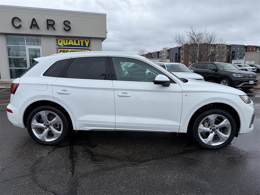 2022 Audi Q5 45 S line Premium quattro