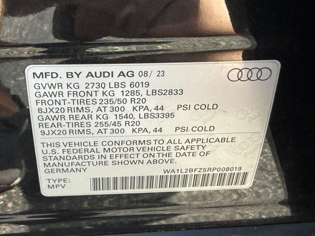 2024 Audi Q4 e-tron Premium Plus quattro