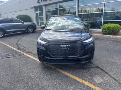 2024 Audi Q4 e-tron Premium Plus quattro