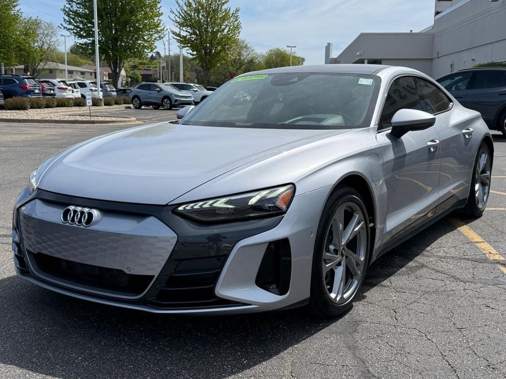 2023 Audi e-tron GT Prestige quattro