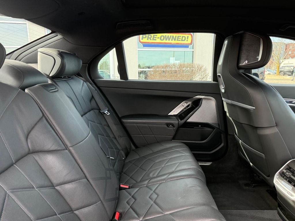 2023 BMW 7 Series 760i xDrive