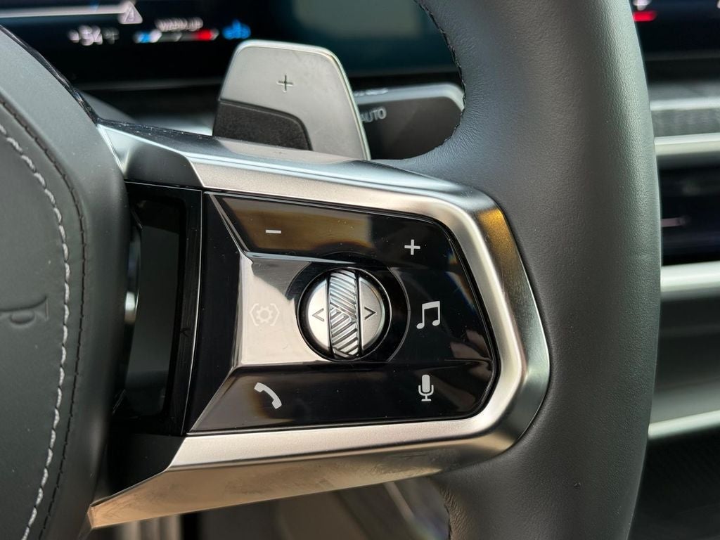 2023 BMW 7 Series 760i xDrive