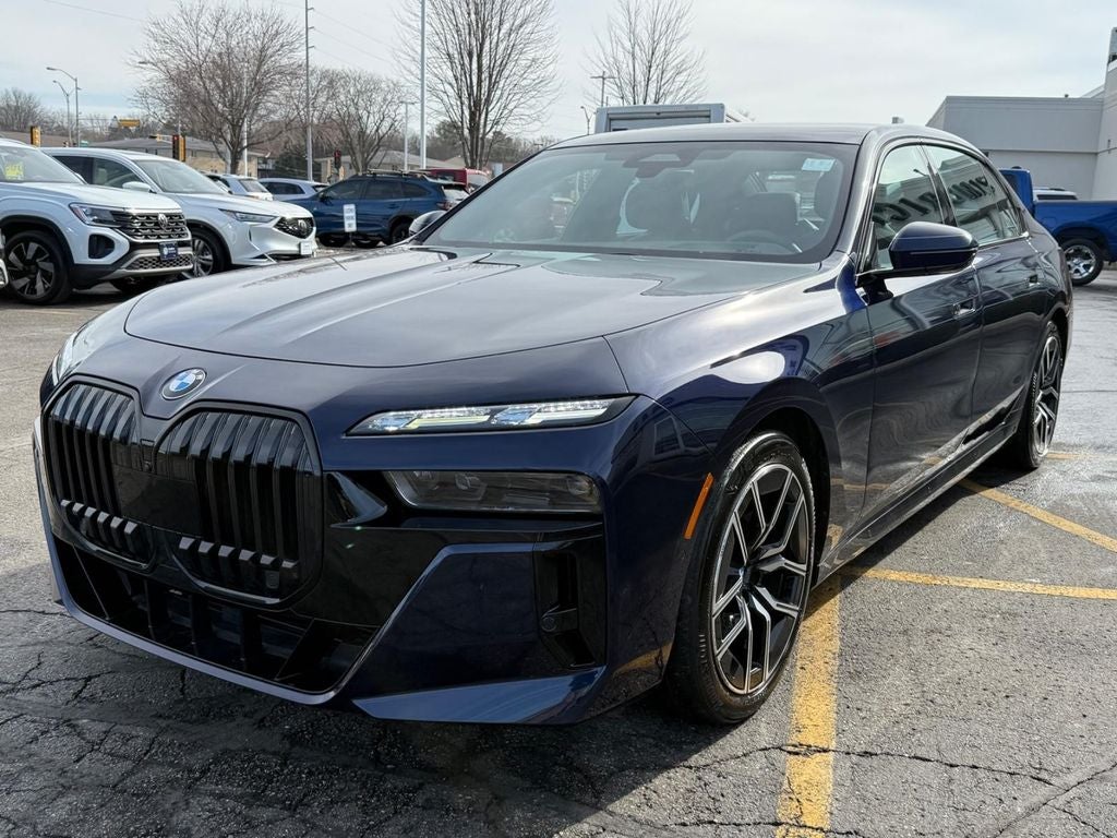 2023 BMW 7 Series 760i xDrive