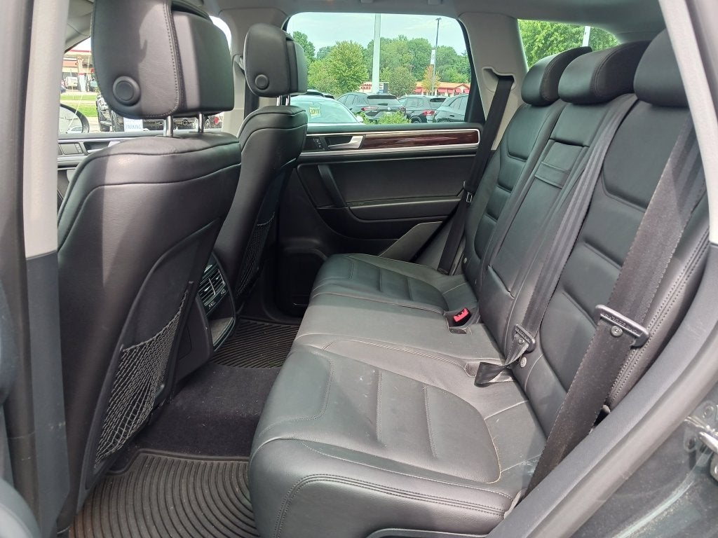 2014 Volkswagen Touareg V6 TDI Lux