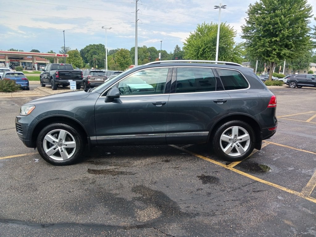 2014 Volkswagen Touareg V6 TDI Lux