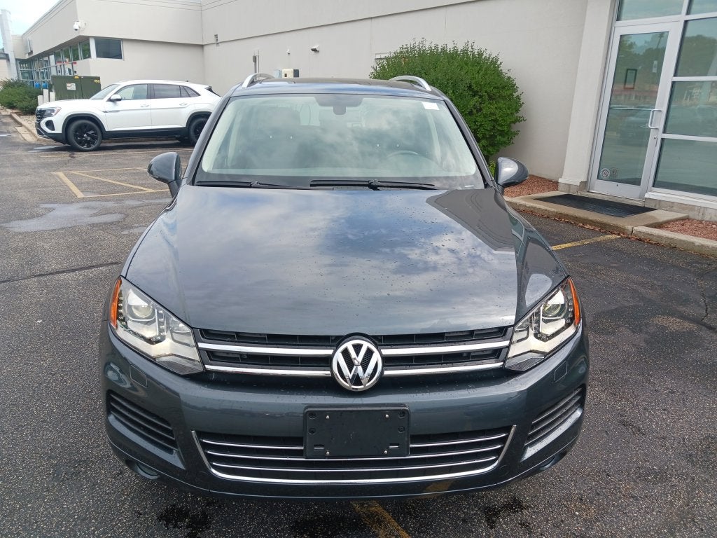 2014 Volkswagen Touareg V6 TDI Lux