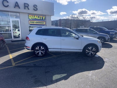 2017 Volkswagen Touareg V6 4Motion