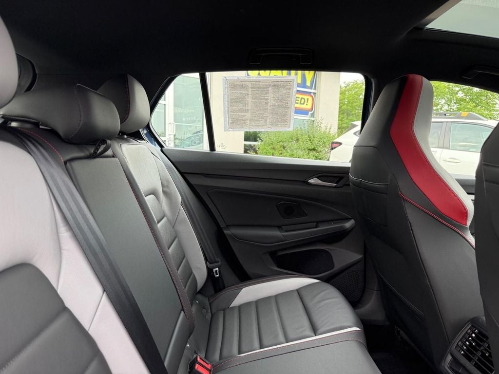 2025 Volkswagen Golf GTI 2.0T SE