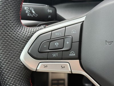 2025 Volkswagen Golf GTI 2.0T SE