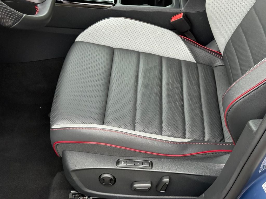 2025 Volkswagen Golf GTI 2.0T SE