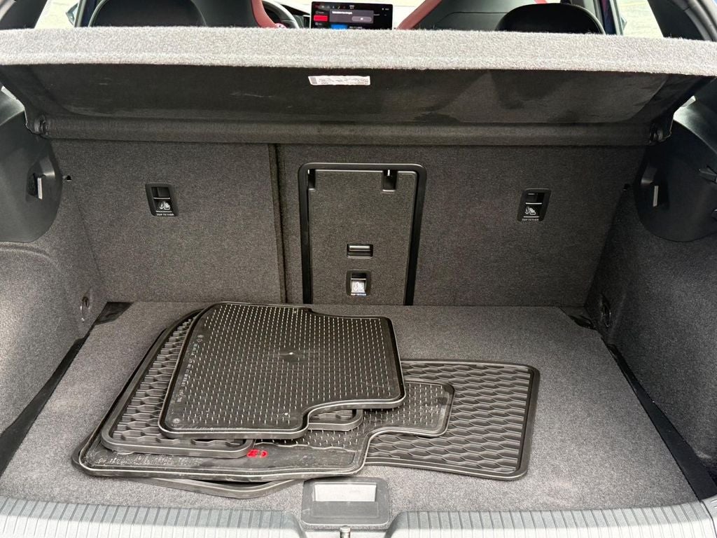 2025 Volkswagen Golf GTI 2.0T SE
