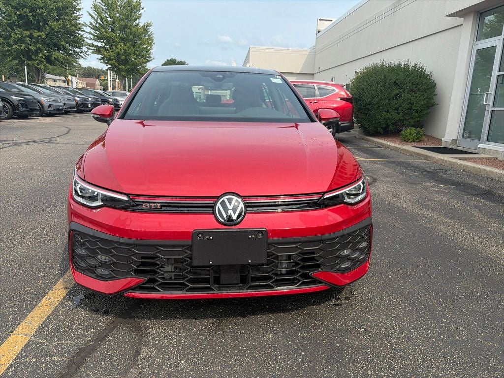 2025 Volkswagen Golf GTI 2.0T SE