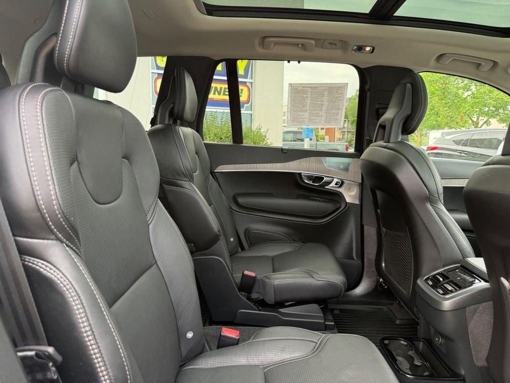 2021 Volvo XC90 T6 Inscription