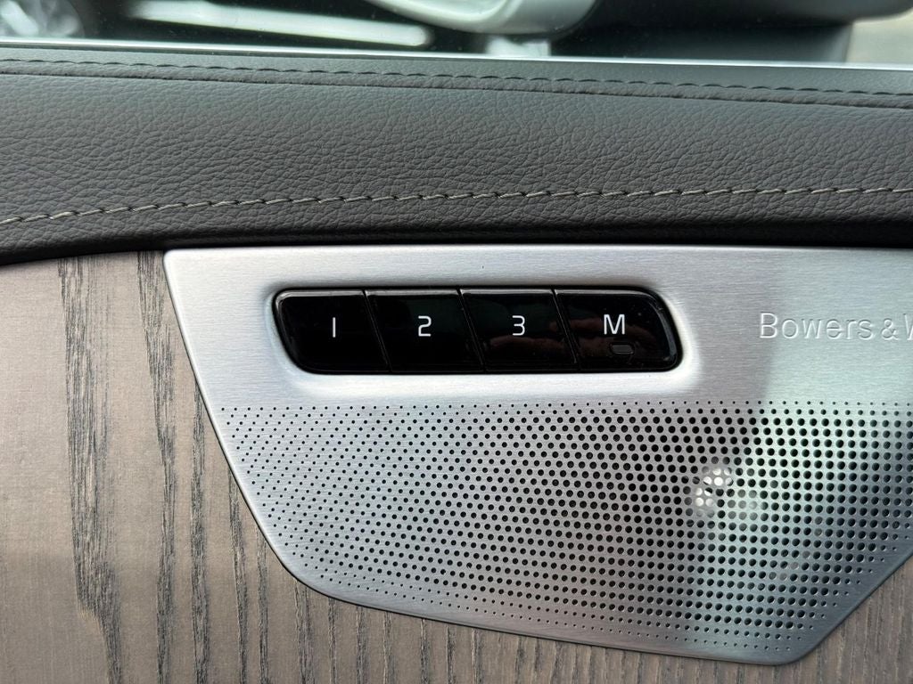 2021 Volvo XC90 T6 Inscription