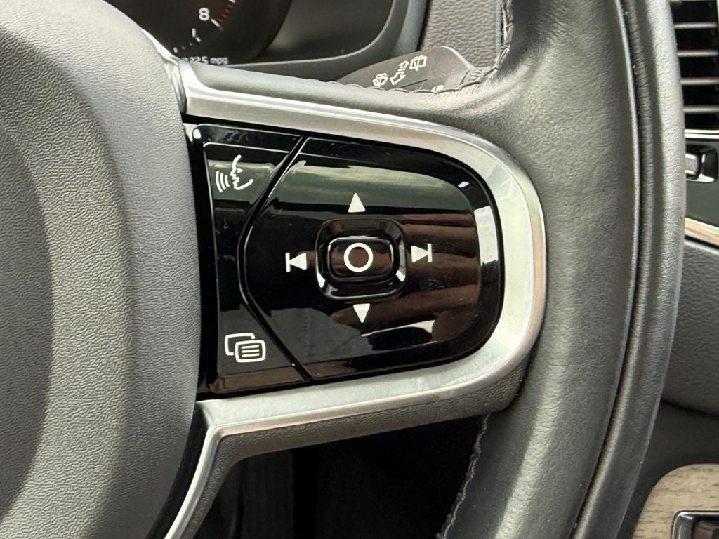 2021 Volvo XC90 T6 Inscription